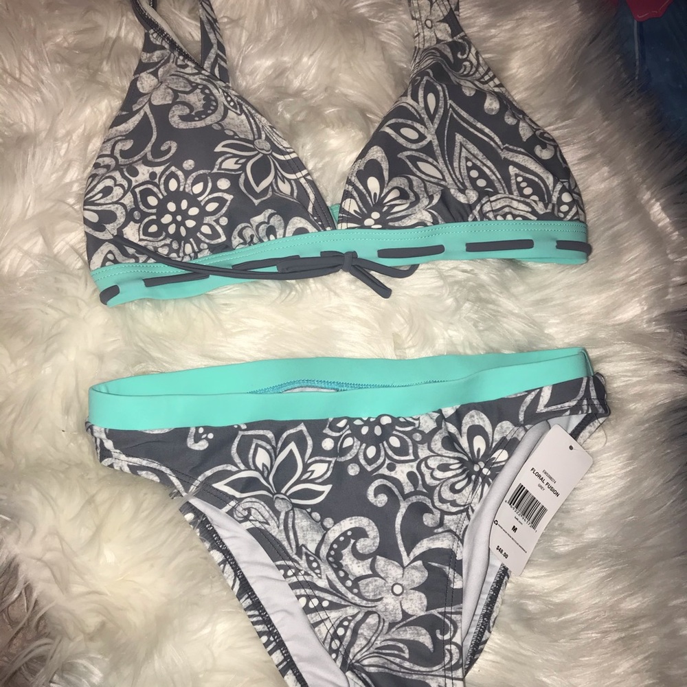 Swim suit